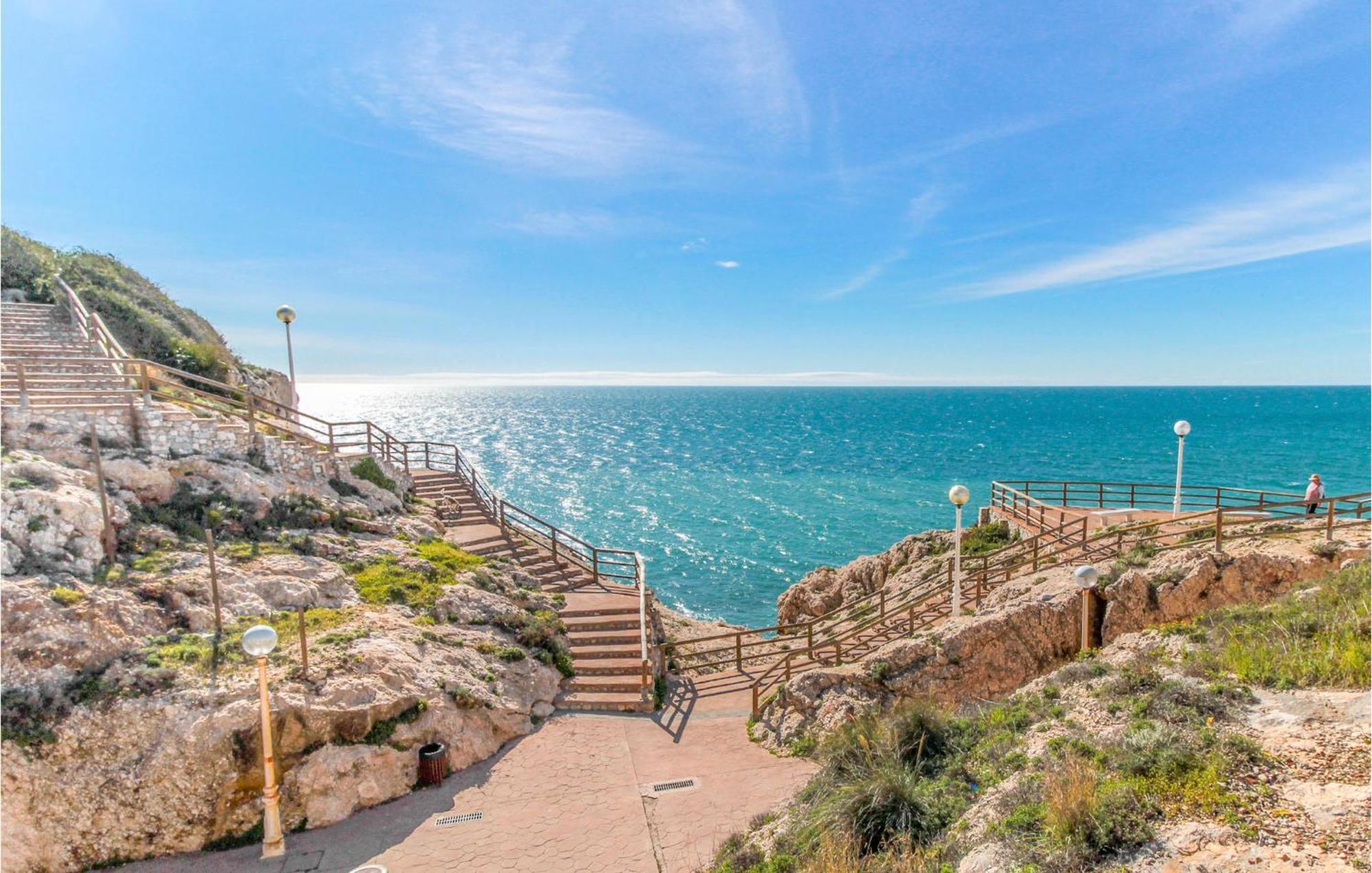 Awesome Home In Cala Del Moral With Kitchen La Cala Del Moral Экстерьер фото